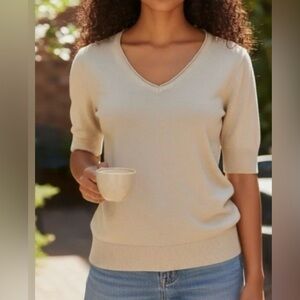 NWT Melissa Paige V-Neck Short Sleeve Sweater Top